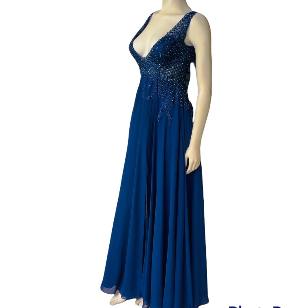 Formal Dress Gown Gianni Bini Appliqué Bodice Embellished Dress - Picture 2 of 10